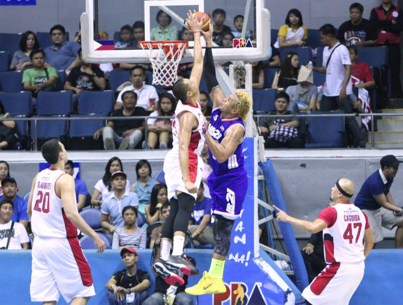 Ginebra bursts Air21 bubble