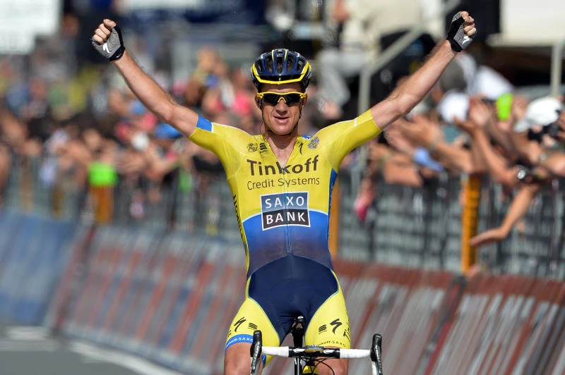 Rogers wins 11th Giro stage; Evans retains lead
