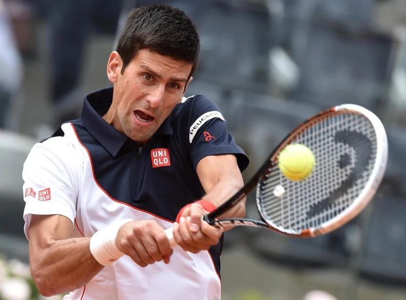Djokovic makes winning return in Rome