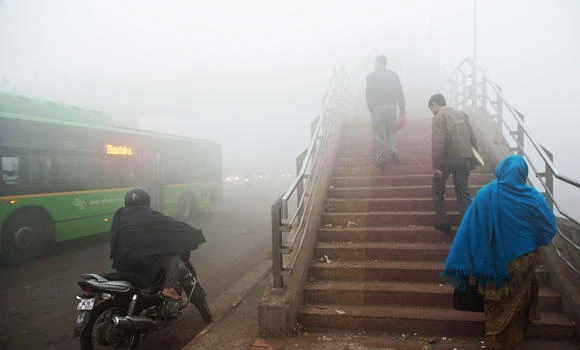 India admits ‘Delhi as polluted as Beijing’