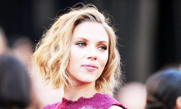 Johansson sues author over novel lookalike