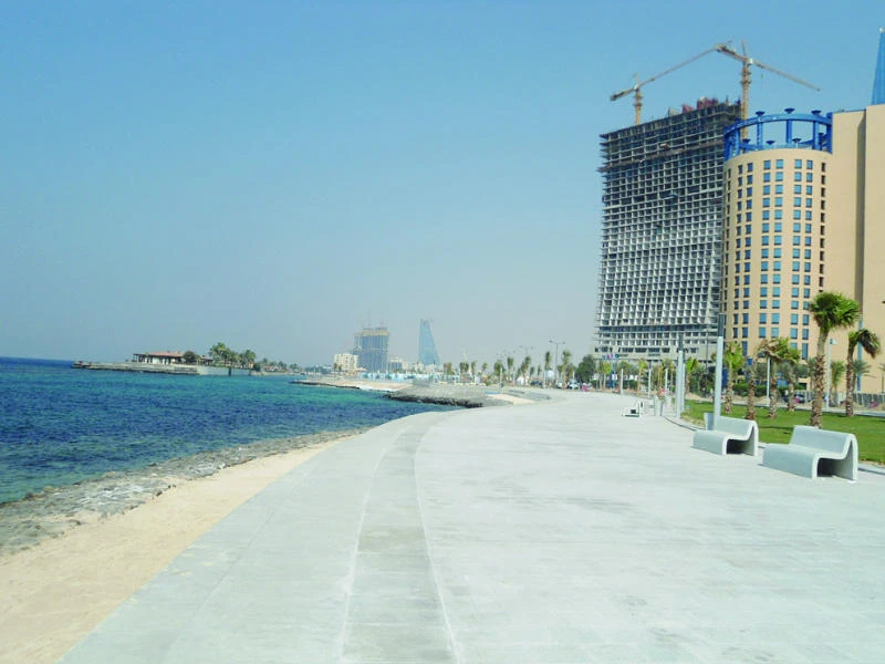 Jeddah Corniche ready for summer holidays