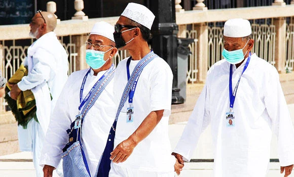 Muslim faithful unfazed by MERS threat