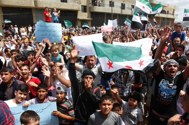 Lebanon says Syrians who return will lose refugee status