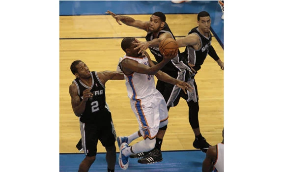 Spurs edge Thunder, set up finals rematch with Heat