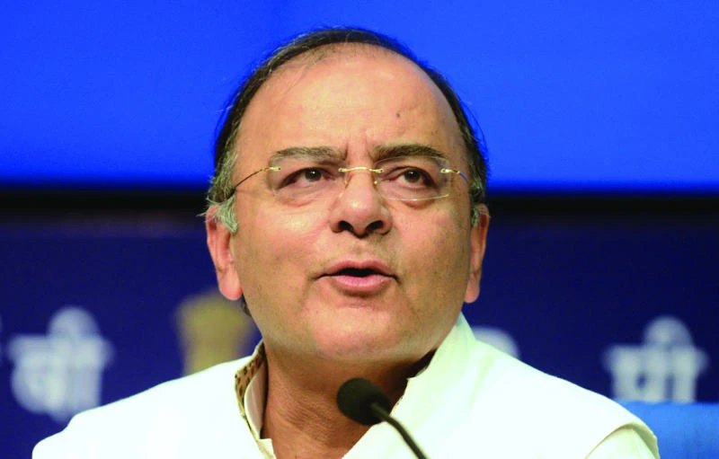 Jaitley says govt will meet deficit goal