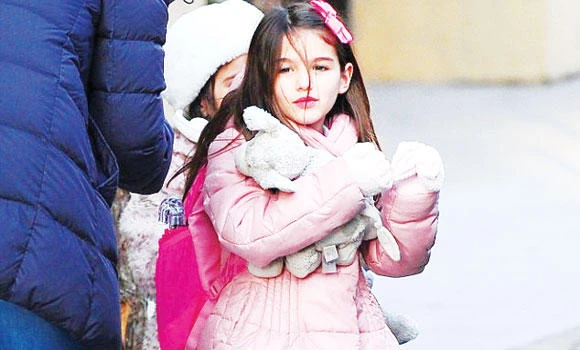 Suri Cruise reunited with lost pet