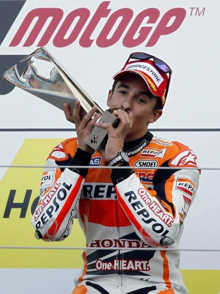 Imperious Marquez roars to 11th win of season