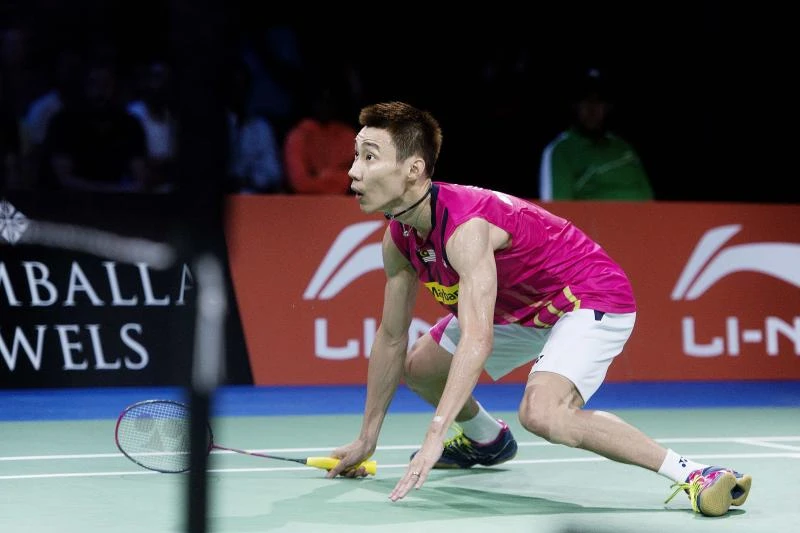 Lee into third world final, Li seals return trip