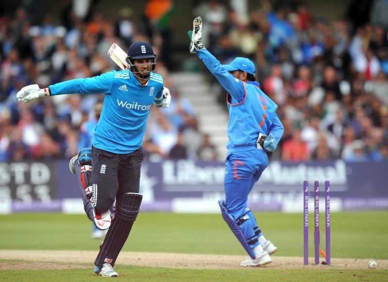 India beat England by six wickets to win 3rd cricket ODI