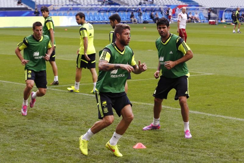 France friendly first step as Spain rebuilds