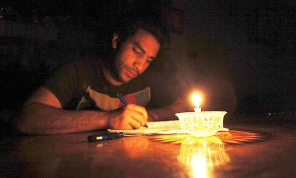 Power outage hits Cairo subway, TV