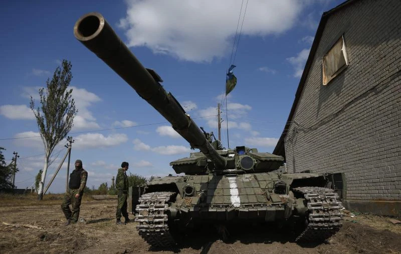 Russia to send troops to Crimea as NATO holds exercises in Ukraine