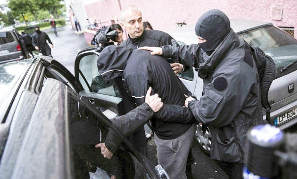 France probes suspected recruiter for Islamic State