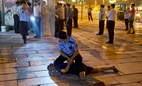 China arrests 11 over toxic capsule factory