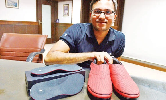 Indian start-up launches shoes that show you the way