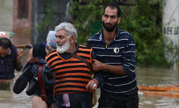 Six survive as bus carrying 50 plunges into gorge in Kashmir