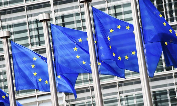 EU slaps new economic sanctions on Russia