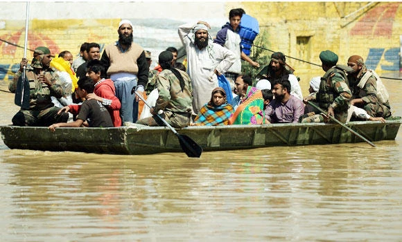 Social media new savior in flood-hit Kashmir
