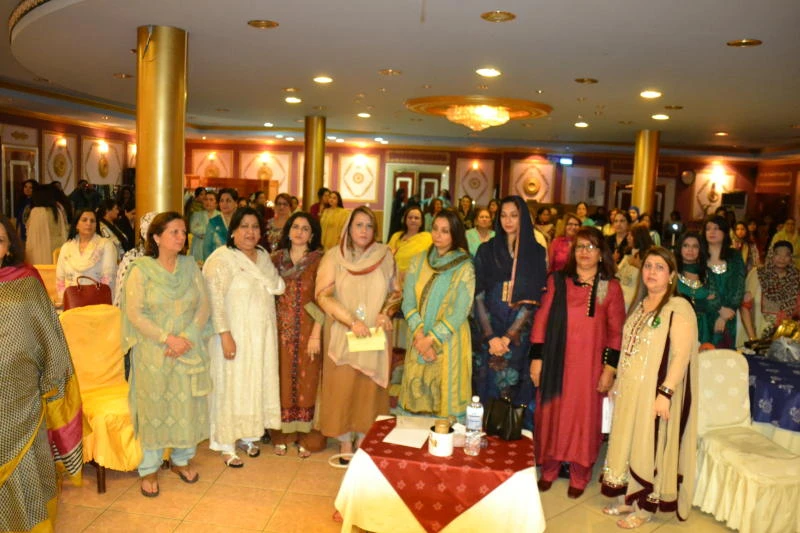 Helping Hands assists needy Pakistani students