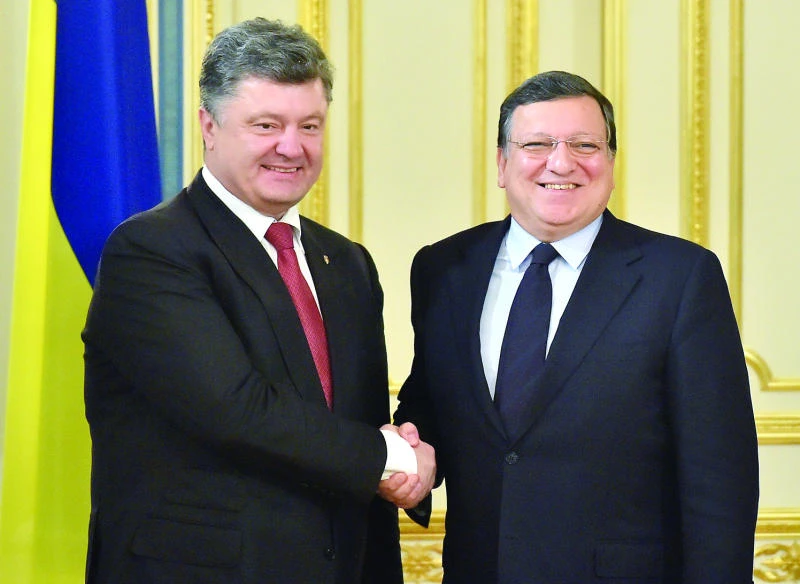 EU sanctions on Russia take effect