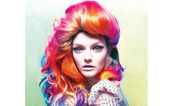Hair chalk: Get creative this summer!