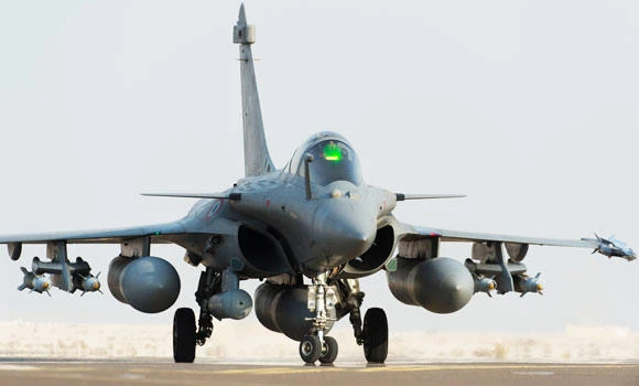 France carries out first Iraq airstrike