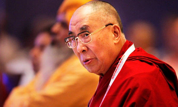 Six Nobel laureates boycott summit over visa refusal to Dalai Lama