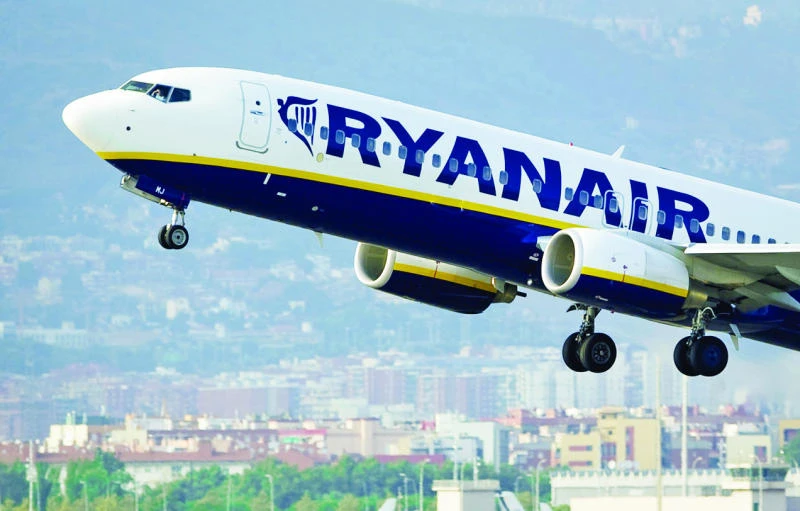 Ryanair raises profit outlook