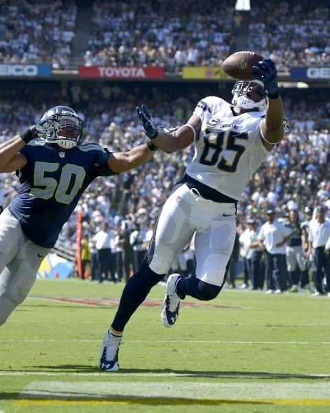 Seahawks stunned by Chargers, Broncos win again
