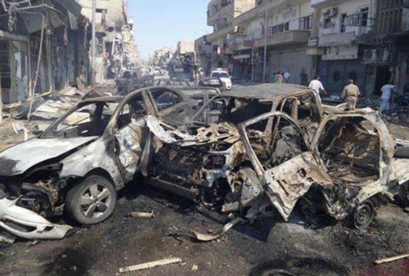 Syrian strikes on Islamic State stronghold kill 25