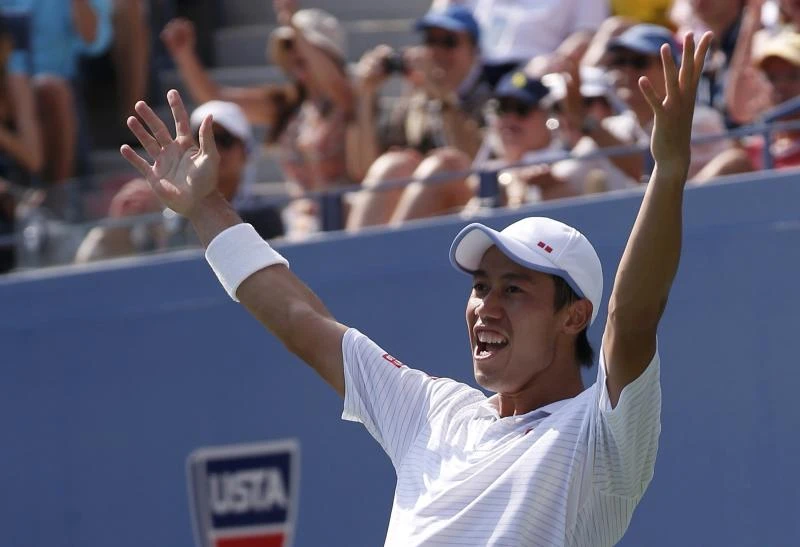 Double whammy: Djokovic, Federer both lose in semifinals