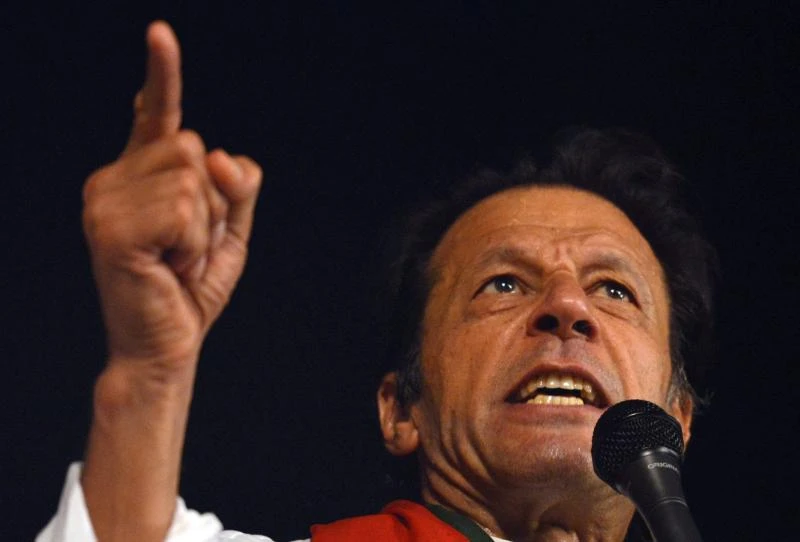 Pakistan opposition in talks with government to end political crisis