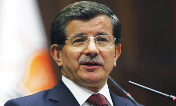 Turkish PM promises peace with Kurds, active diplomacy