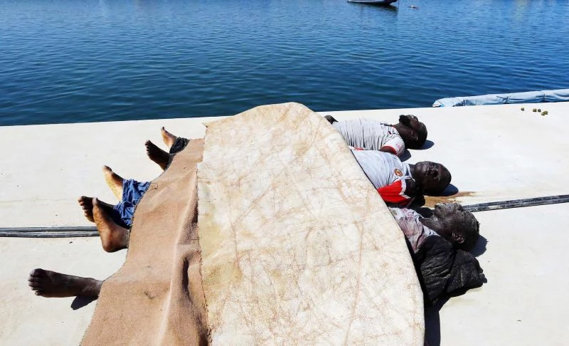 'Worst shipwreck in years' leaves 500 boat migrants feared dead
