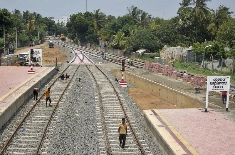 400km journey: ‘Yarl Devi’ to link Jaffna to Colombo again