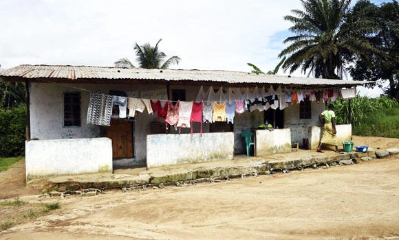 Ebola casts pall over Eid holiday in W. Africa