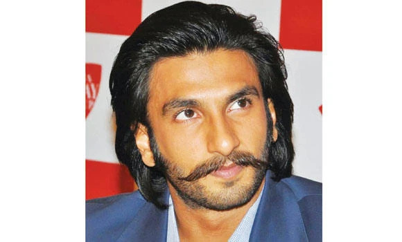 Ranveer Singh to leave his family?