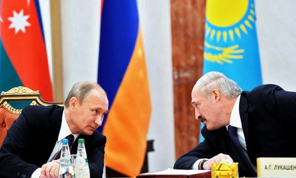 Belarus detains football fans for anti-Putin chants
