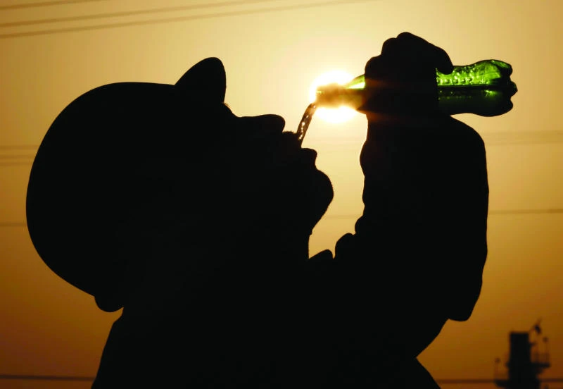 Oil prices reach new depths on oversupply