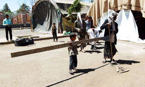 Yemeni tribes clash with advancing Shiite rebels