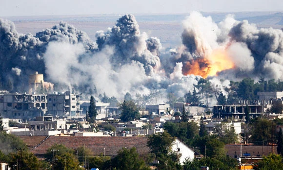 Kurds thwart new IS bid to cut off Syrian town
