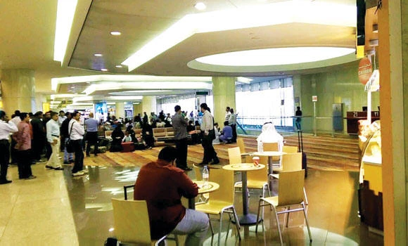 Flight delays strand passengers in Dammam