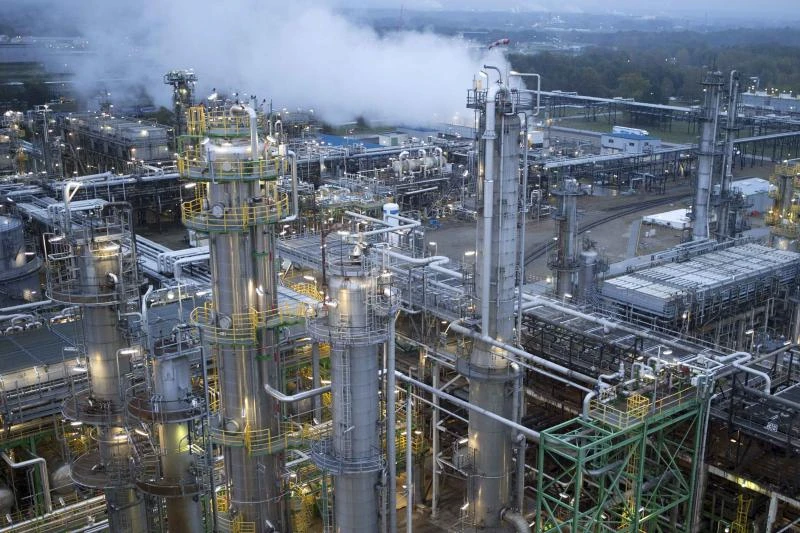 Al-Badri: No need to panic over oil price slide