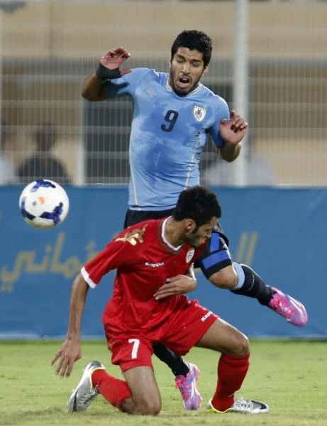 Suarez scores first goals since suspension