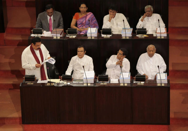 Sri Lanka's 2015 budget raises pay, lowers tariffs