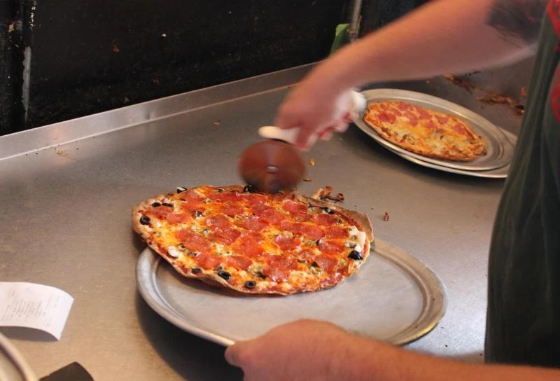 Pizza Hut apologizes for ‘Pink Fat Lady’ customer tag on receipt