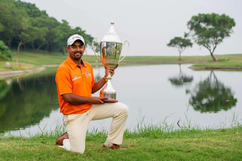 Lahiri snatches one-stroke victory at Macau Open
