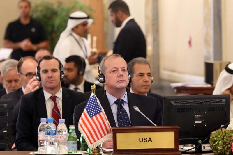 US urges coalition to wage online battle against IS