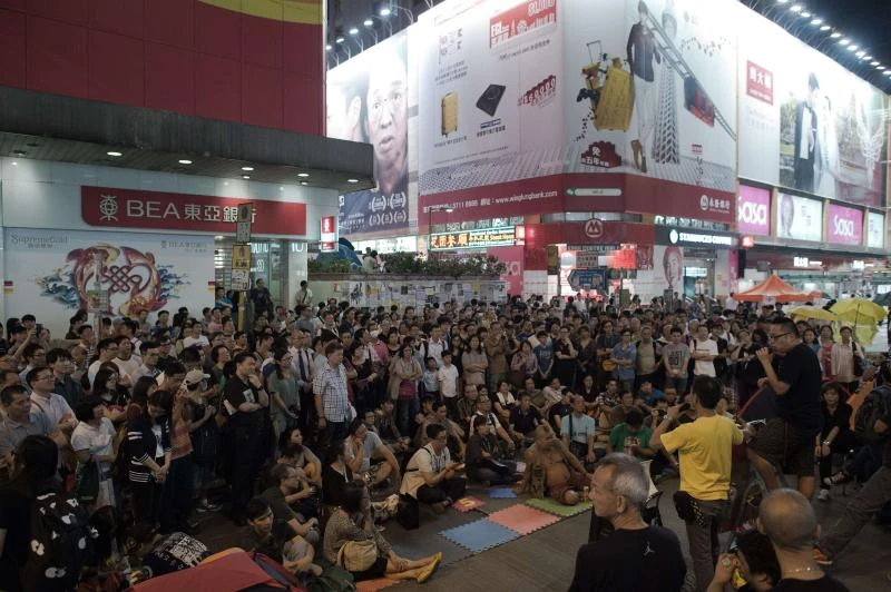 Hong Kong protesters to hold street vote